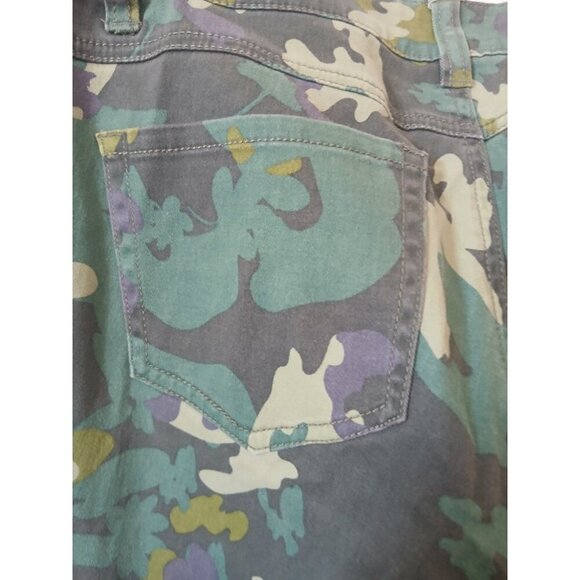 Cabi Womens Jeans Clover Camo Skinny Denim Green Mid Rise Ankle Zipper Size 6 - Picture 4 of 16